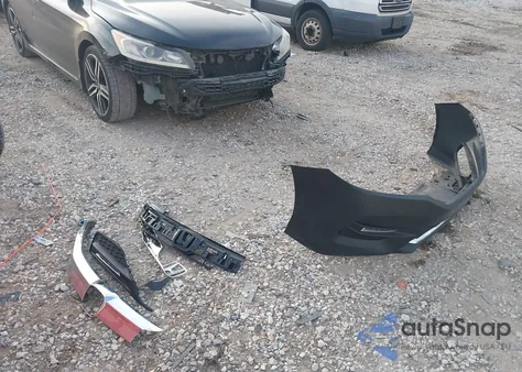 2016 Honda Accord Sport z USA, uszkodzony, nr VIN 1HGCR2F57GA052541